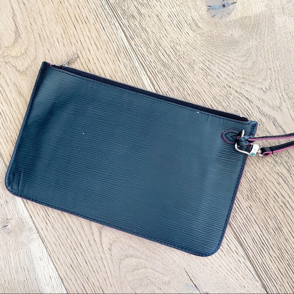 🔮✨ULTRA RARE✨🔮Black Epi Neverfull MM With Pouch! - Picture 8 of 15